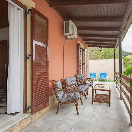 Villa Popi On The Beach Of Agios Gordios Agios Gordios  Exterior photo